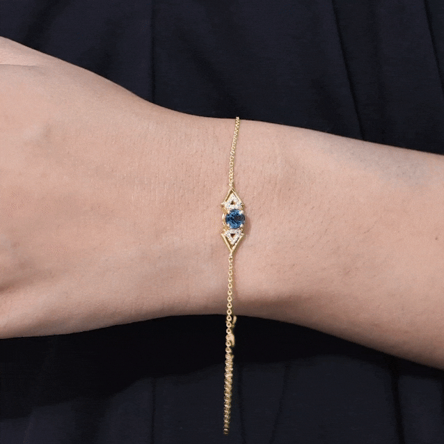 0.75 CT Minimal London Blue Topaz and Diamond Geometric Chain Bracelet London Blue Topaz - ( AAA ) - Quality - Rosec Jewels