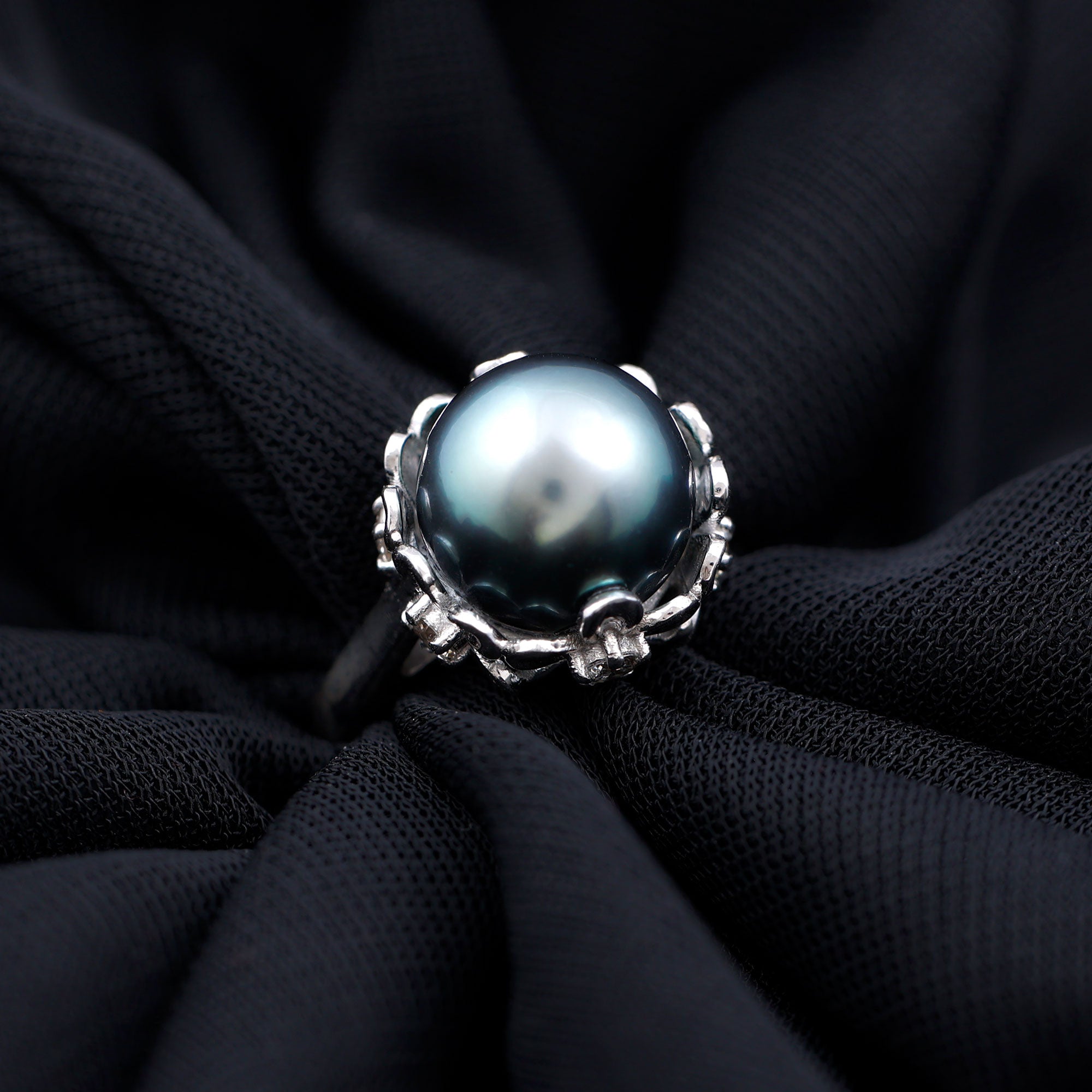 Tahitian Pearl and Diamond Solitaire Ring with Floral setting Tahitian pearl - ( AAA ) - Quality - Rosec Jewels